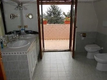 Bed & Breakfast Sedici Pini Pomezia
